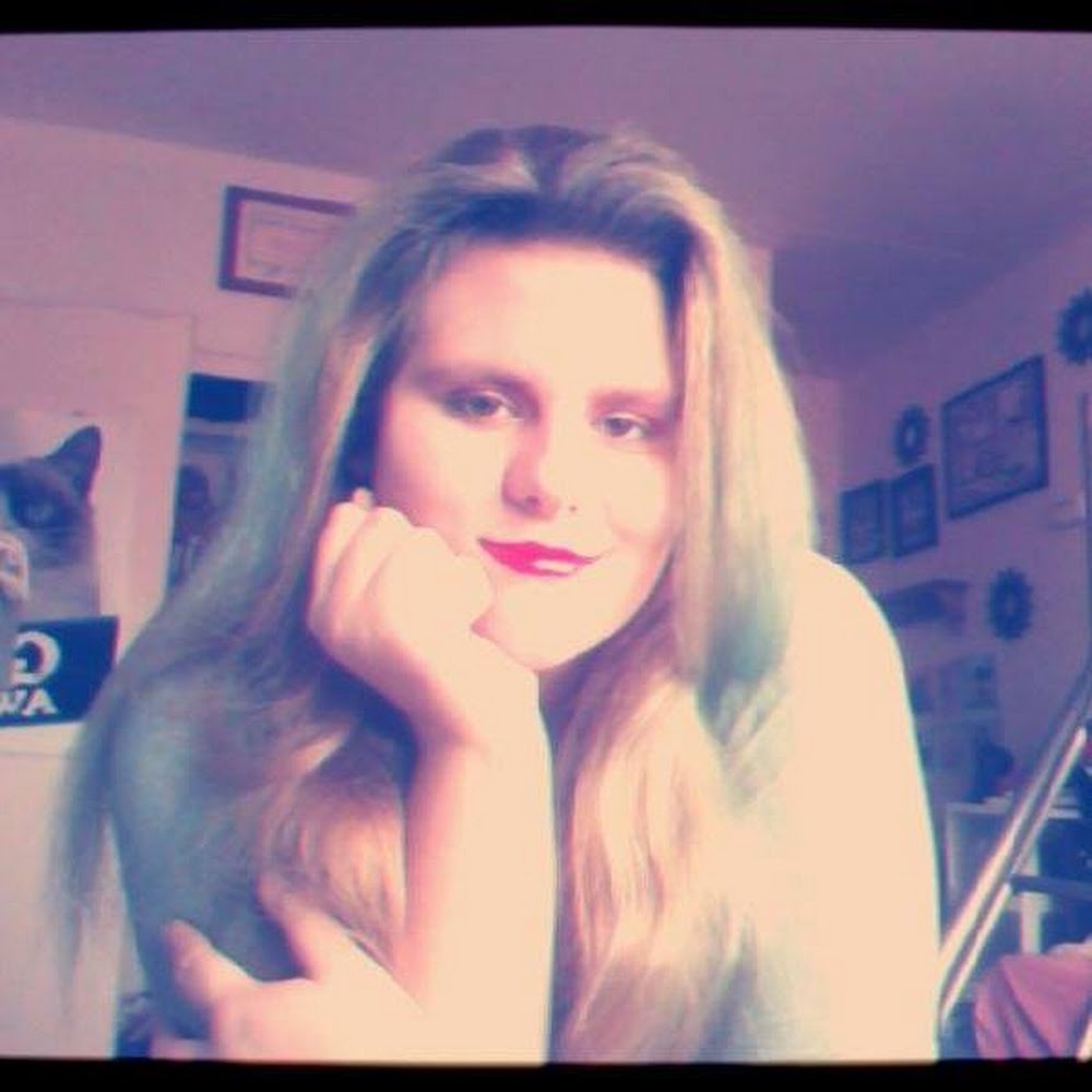 Meet your Posher, Lacie